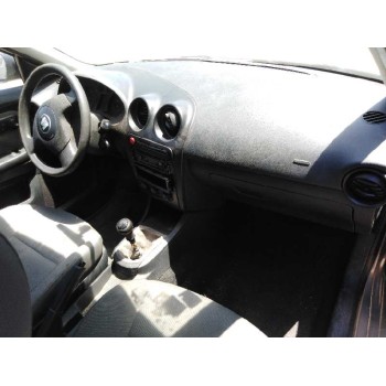 seat ibiza (6l1) del año 2004