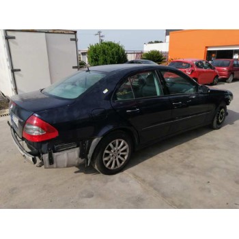 mercedes-benz clase e (w211) berlina del año 2006