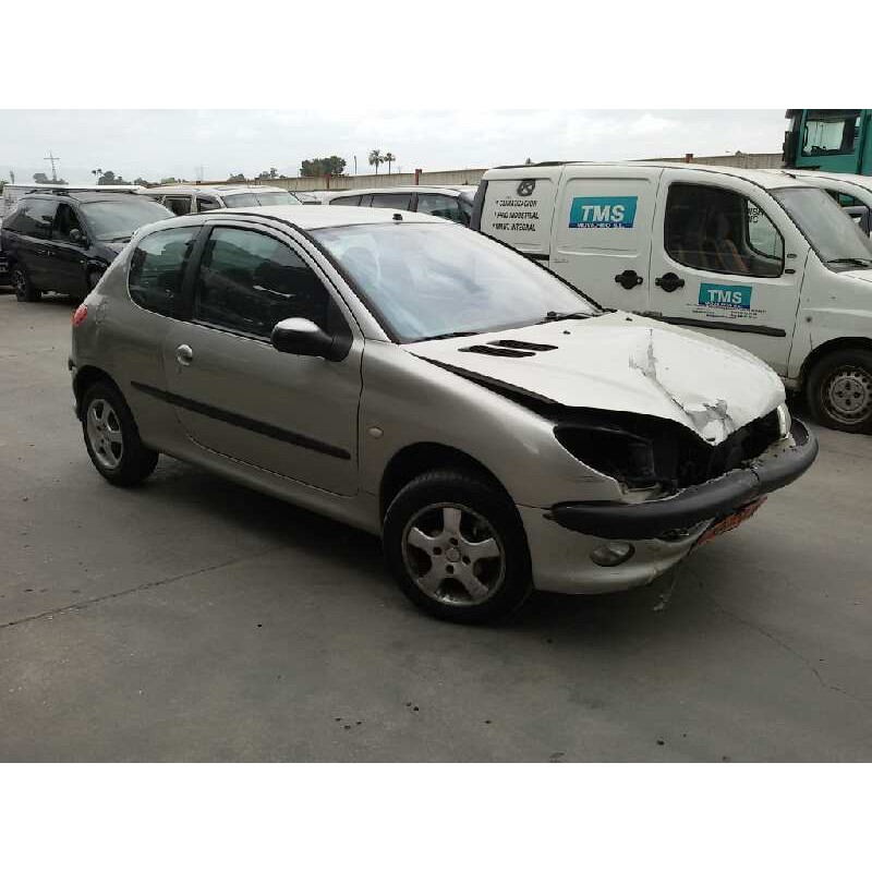 PEUGEOT 206 BERLINA