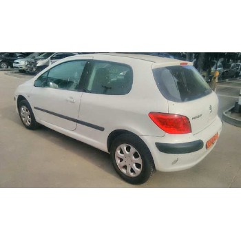 peugeot 307 berlina (s2) del año 2005