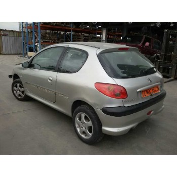 peugeot 206 berlina del año 2003
