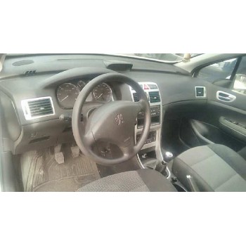 peugeot 307 berlina (s2) del año 2005