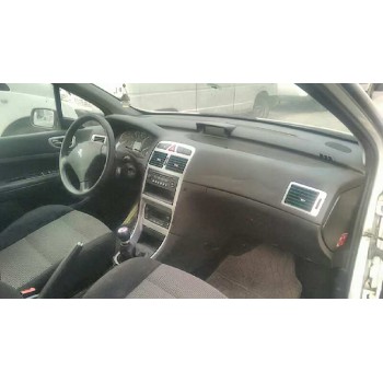 peugeot 307 berlina (s2) del año 2005