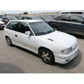 opel astra f berlina del año 1994