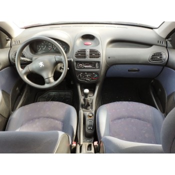 peugeot 206 berlina del año 1999