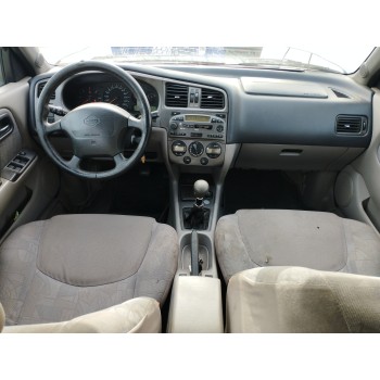 nissan primera (p11) del año 2000