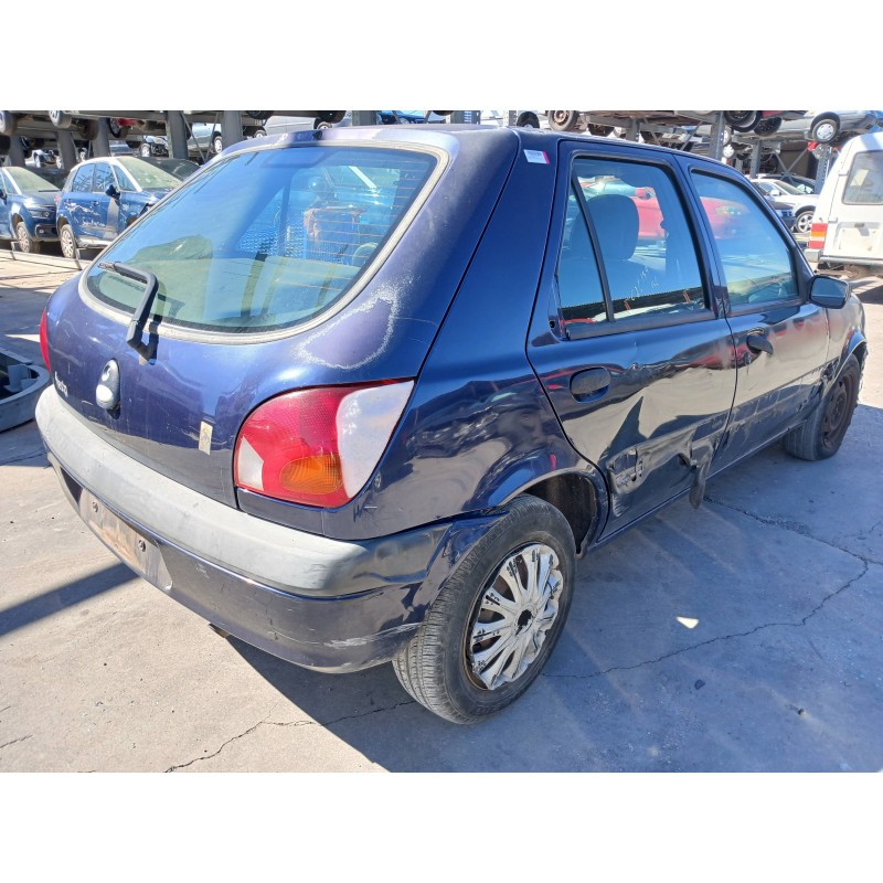 FORD FIESTA BERLINA (DX) 2001