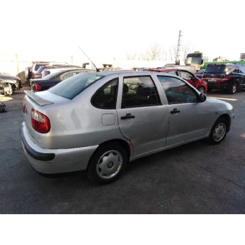 seat cordoba berlina (6k2) del año 2001