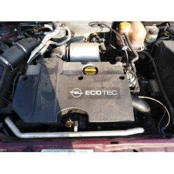 opel vectra c berlina del año 2003