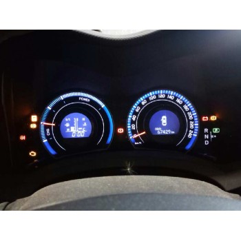 toyota auris del año 2012