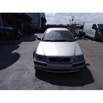 volvo s40 berlina del año 2003