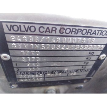 volvo s40 berlina del año 2003