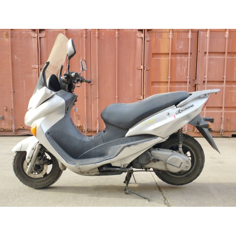 suzuki uc del año 2002