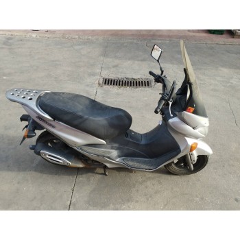 suzuki uc del año 2002