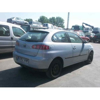 seat ibiza (6l1) del año 2002