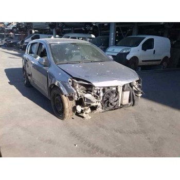 opel astra h berlina del año 2004