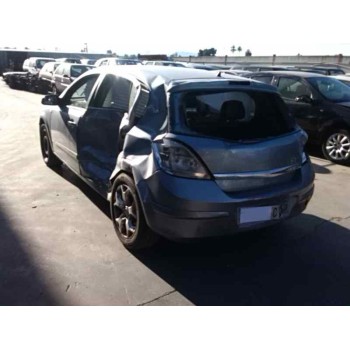 opel astra h berlina del año 2004
