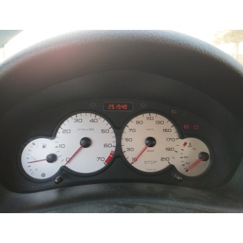 peugeot 206 berlina del año 2002