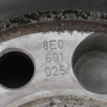 Recambio de llanta para audi a4 avant (8e) 1.9 tdi (96kw) referencia OEM IAM 8E0601025 7JX15 H2 ET39 