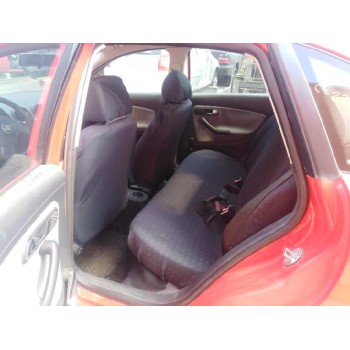 seat ibiza (6l1) del año 2003