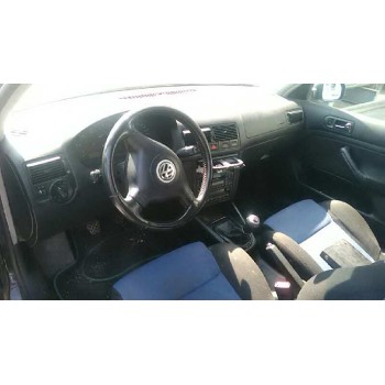 volkswagen golf iv berlina (1j1) del año 2001