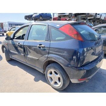 ford focus berlina (cak) del año 2001