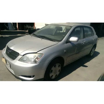 toyota corolla (e12) del año 2004