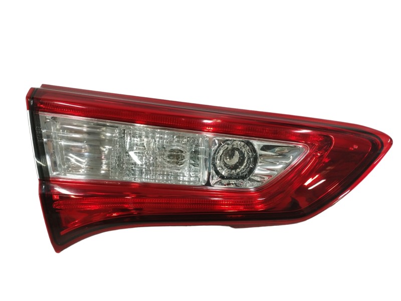 Recambio de piloto trasero izquierdo interior para toyota yaris 1.5 16v cat (híbrido) referencia OEM IAM 815910D620  