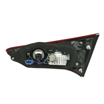 Recambio de piloto trasero izquierdo interior para toyota yaris 1.5 16v cat (híbrido) referencia OEM IAM 815910D620  