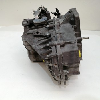 Recambio de caja cambios para opel insignia berlina 2.0 16v cdti referencia OEM IAM F40 95519489 