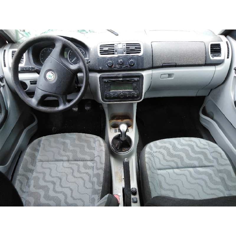 SKODA ROOMSTER (5J7) 2007