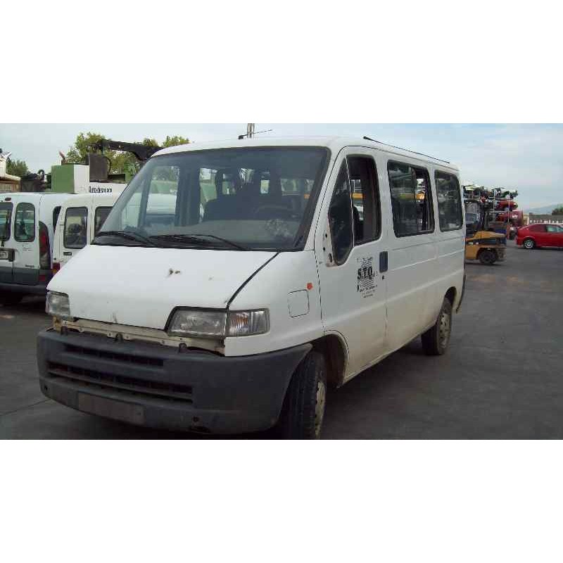 peugeot boxer caja cerr. acristalado (rs2850)(230)(´02) del año 2001