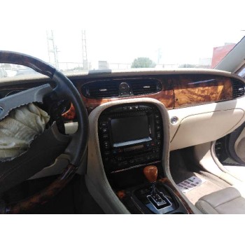 jaguar xj del año 2003