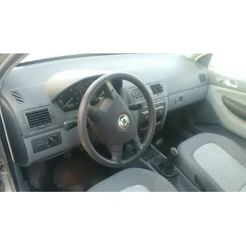 skoda fabia (6y2/6y3) del año 2001