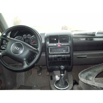 audi a2 (8z) del año 2000