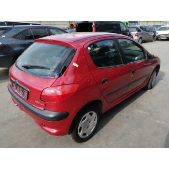 peugeot 206 berlina del año 2002
