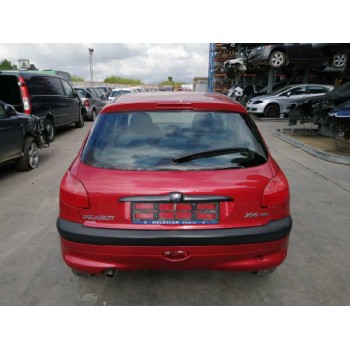 peugeot 206 berlina del año 2002