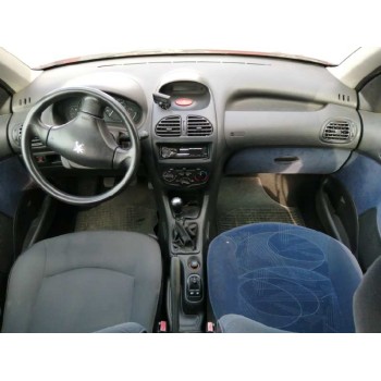 peugeot 206 berlina del año 2002