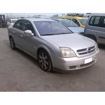 opel vectra c berlina del año 2002
