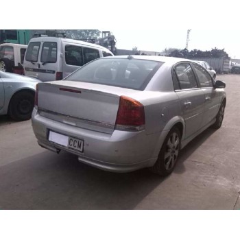 opel vectra c berlina del año 2002