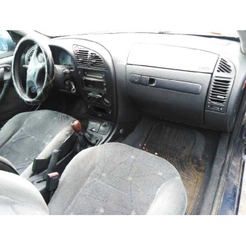 citroën xsara berlina del año 2001