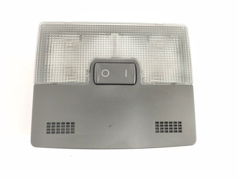 Recambio de luz interior para audi allroad quattro (4b5) 2.5 v6 24v tdi referencia OEM IAM 4B0947105C Recambio de luz interior para audi allroad quattro (4b5) 2.5 v6 24v tdi referencia OEM IAM 4B0947105C