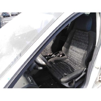 peugeot 307 (s1) del año 2001