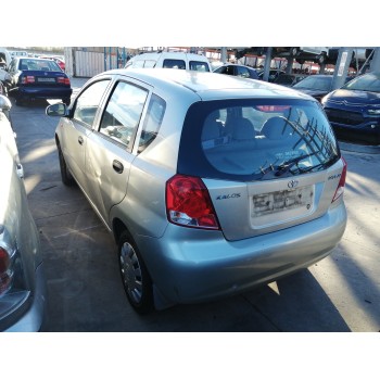 daewoo kalos del año 2004