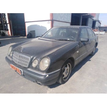 mercedes-benz clase e (w210) del año 1996