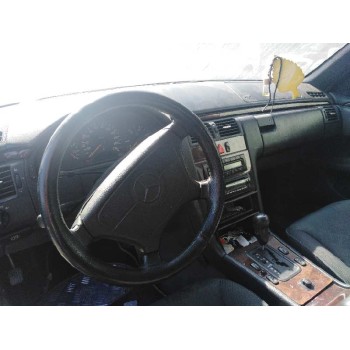 mercedes-benz clase e (w210) del año 1996