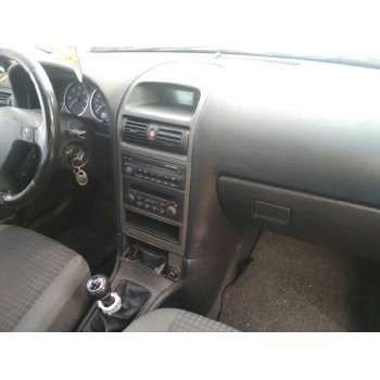 opel astra g berlina del año 2003