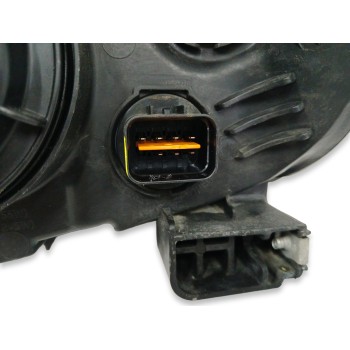 Recambio de faro derecho para chevrolet aveo berlina hatchback 1.4 cat referencia OEM IAM 96831062  