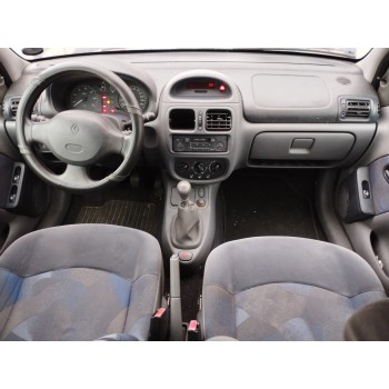 renault clio ii fase i (b/cbo) del año 2000