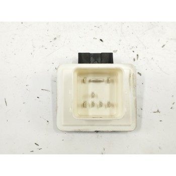 Recambio de caja precalentamiento para renault express iii 1.5 blue dci 95 (f6ab) referencia OEM IAM 110679886R A6089000200 